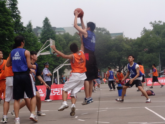 与友谊常常