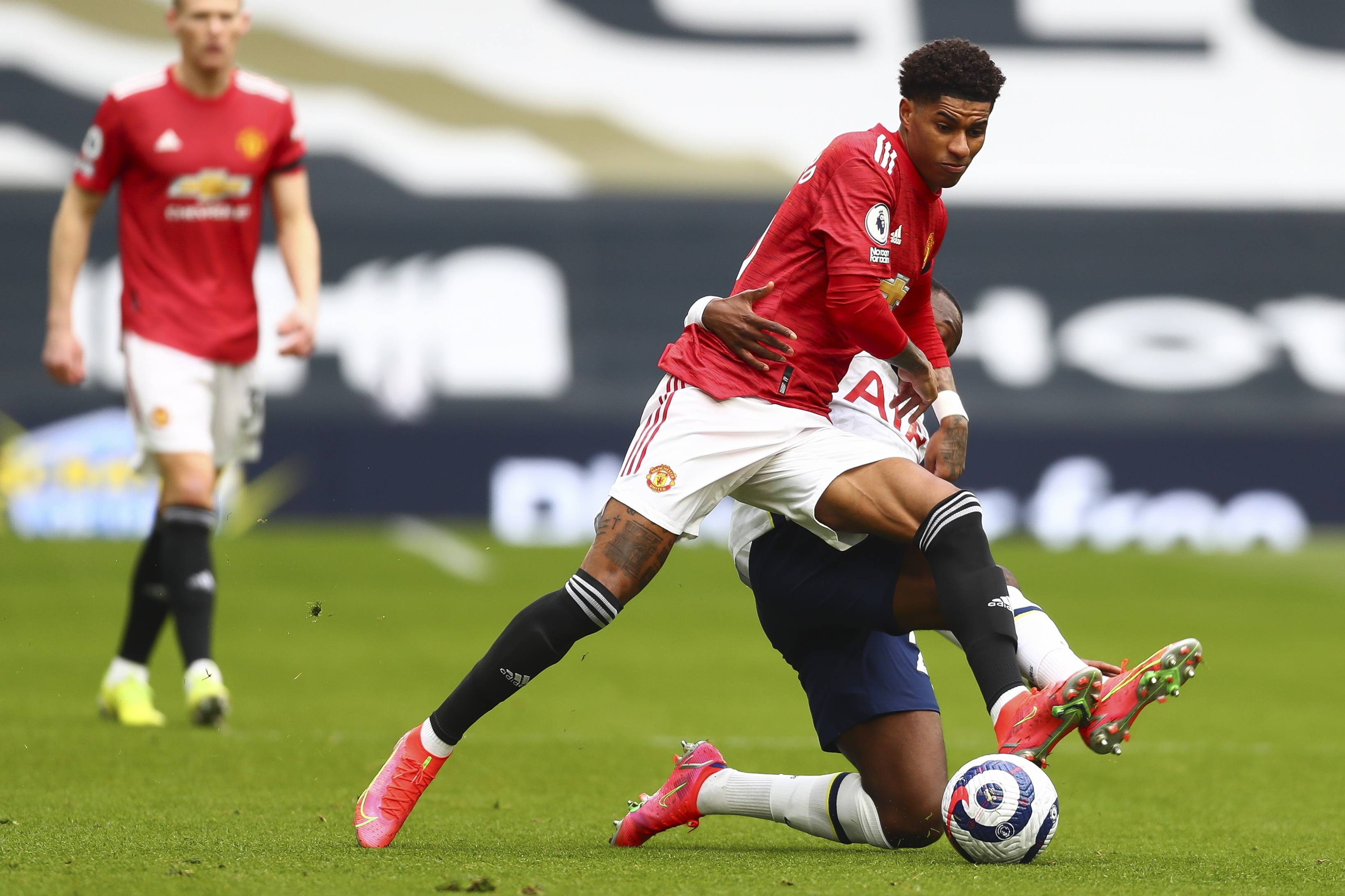 球队进攻乏 球队进攻乏