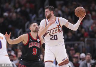 也展示了球 也展示了球